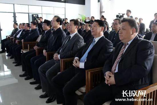 传媒界大事情！长城新媒体集团正式揭牌，“中央厨房”同时启动运行！