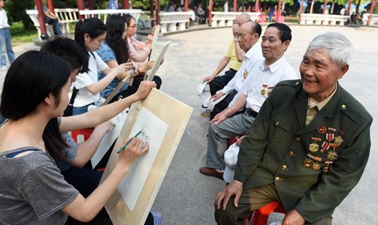 择一事忠一生 铸就时代精神画卷_副本.jpg